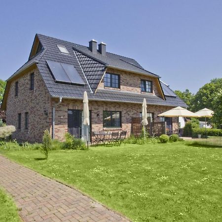 Ostseehaus Lea Doppelhaushaelfte Wiek auf Ruegen Exterior photo